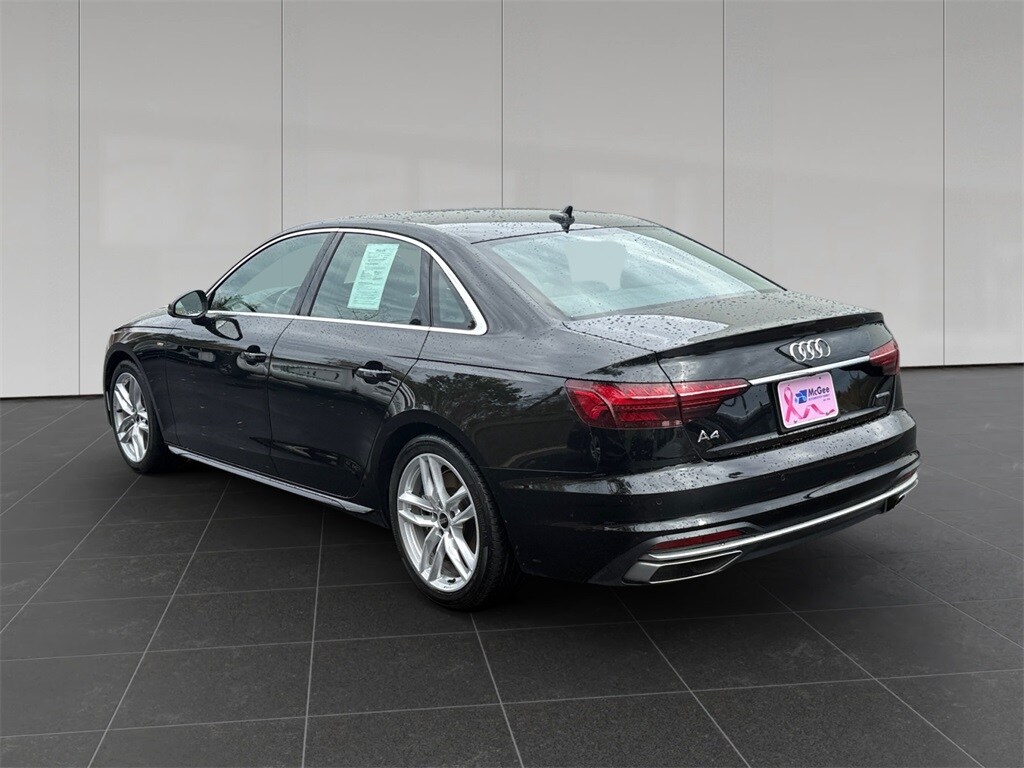 2024 Audi A4 45 S line Premium photo 3