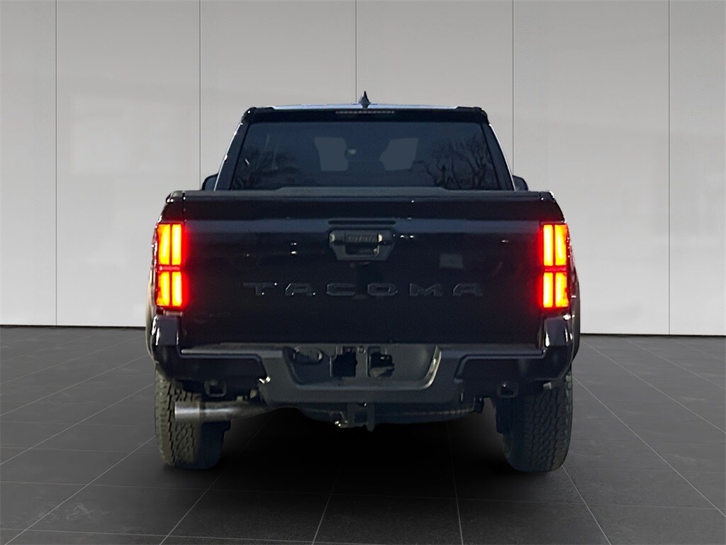 2025 Toyota Tacoma TRD Off-Road 4x4 Double Cab photo 4