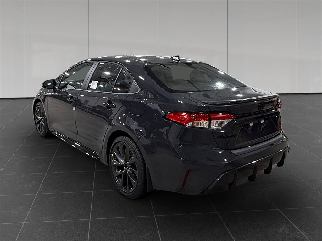 2026 Toyota Corolla SE photo 3