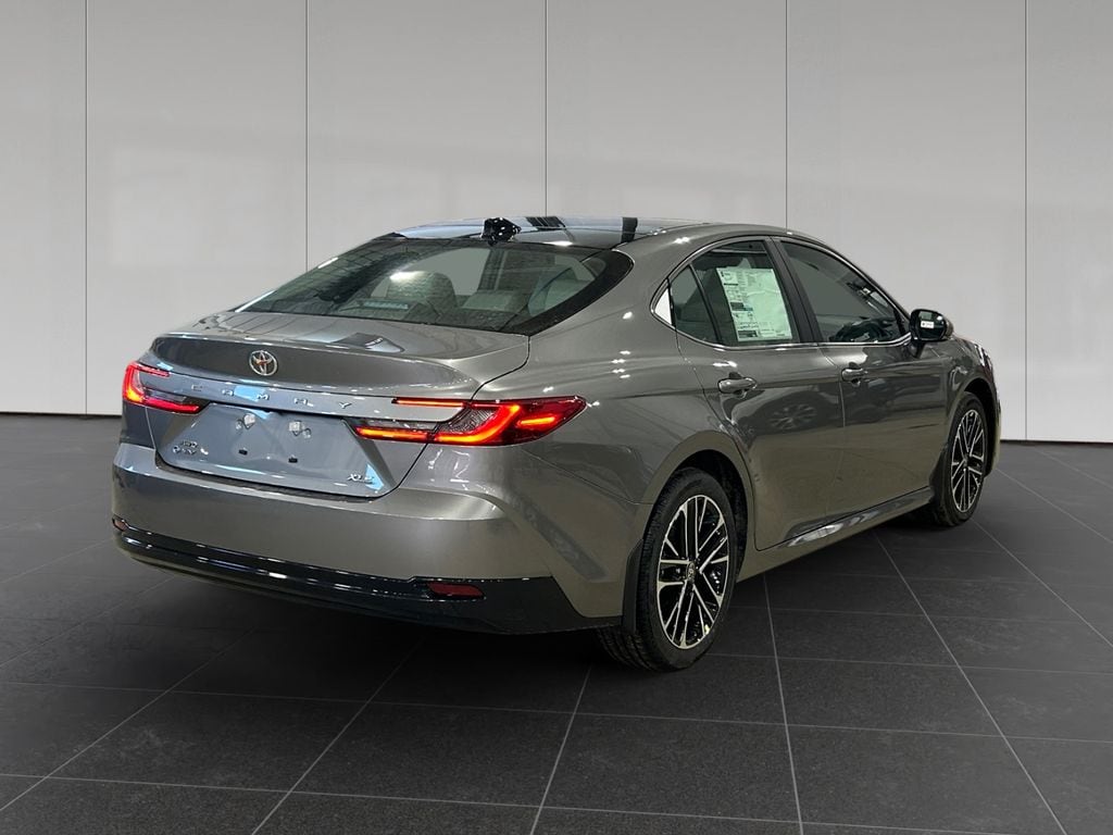 2026 Toyota Camry XLE - Photo 5