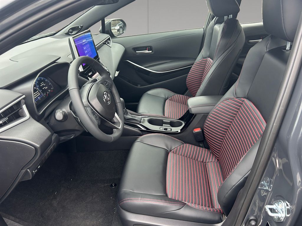 2026 Toyota Corolla XSE - Photo 10