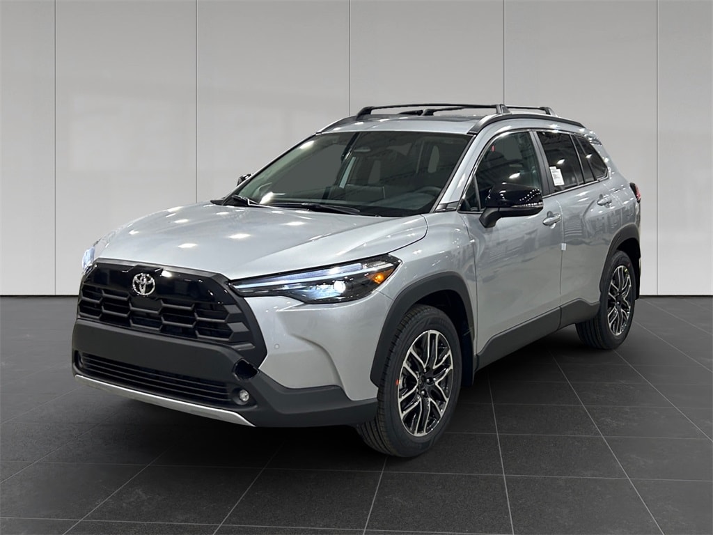 2026 Toyota Corolla Cross XLE's photo