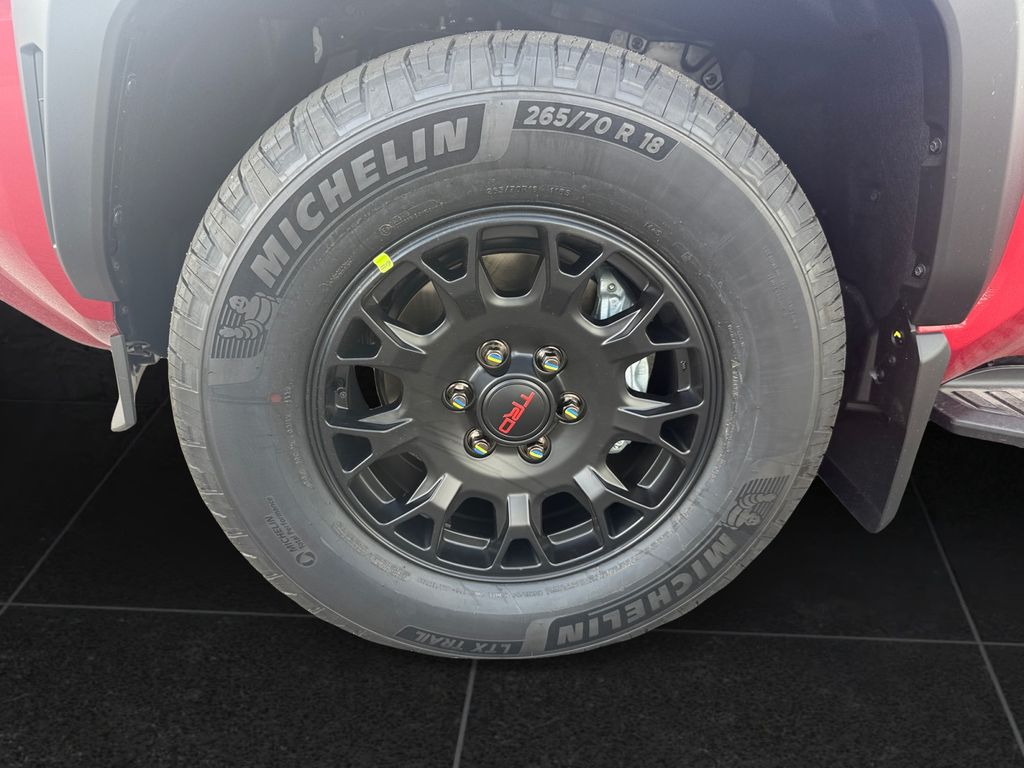 2026 Toyota 4Runner TRD Off-Road Premium - Photo 9