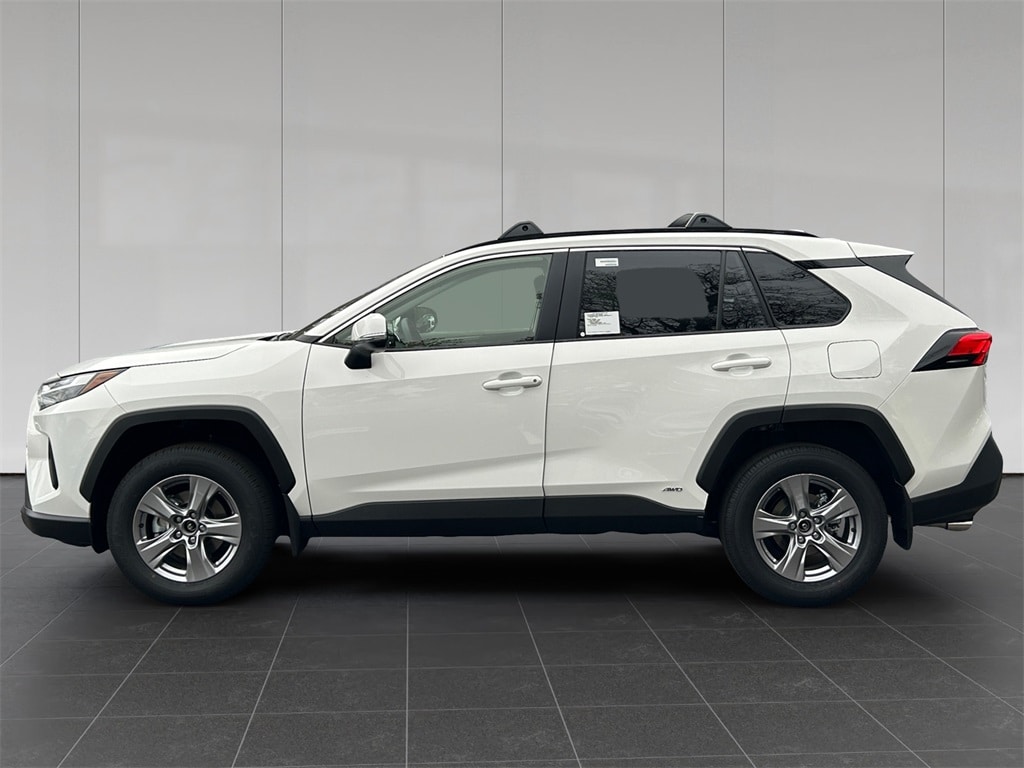 New 2025 Toyota RAV4 Hybrid LE LE AWD SUV