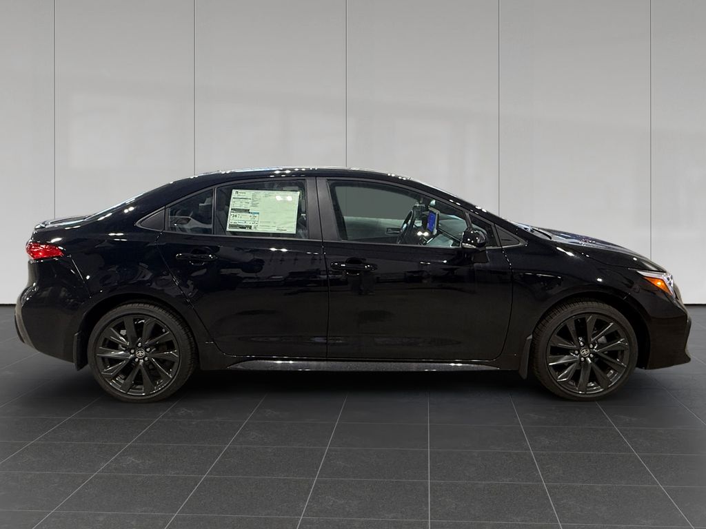 2026 Toyota Corolla SE - Photo 6