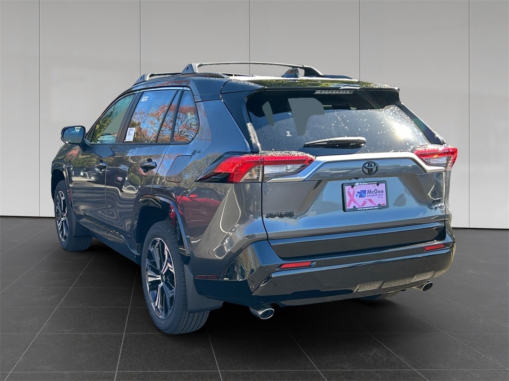 New 2025 Toyota RAV4 Plug-in Hybrid XSE PLUG-IN HYBRID