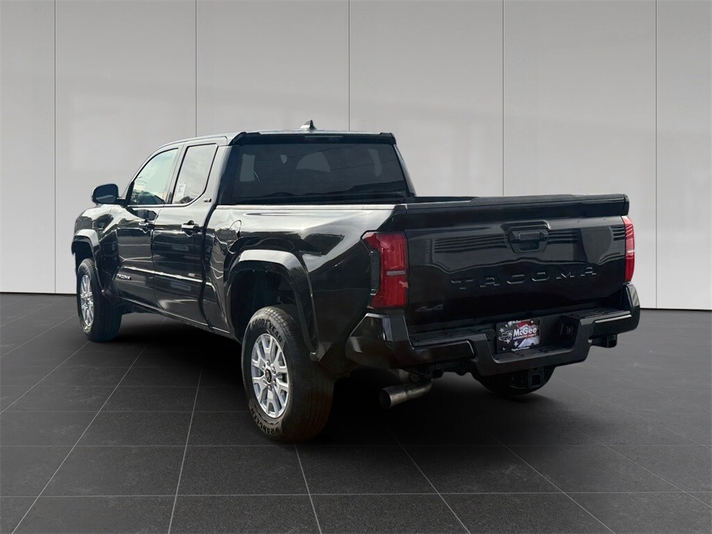 2025 Toyota Tacoma SR5 4x4 Double Cab Long Bed photo 3