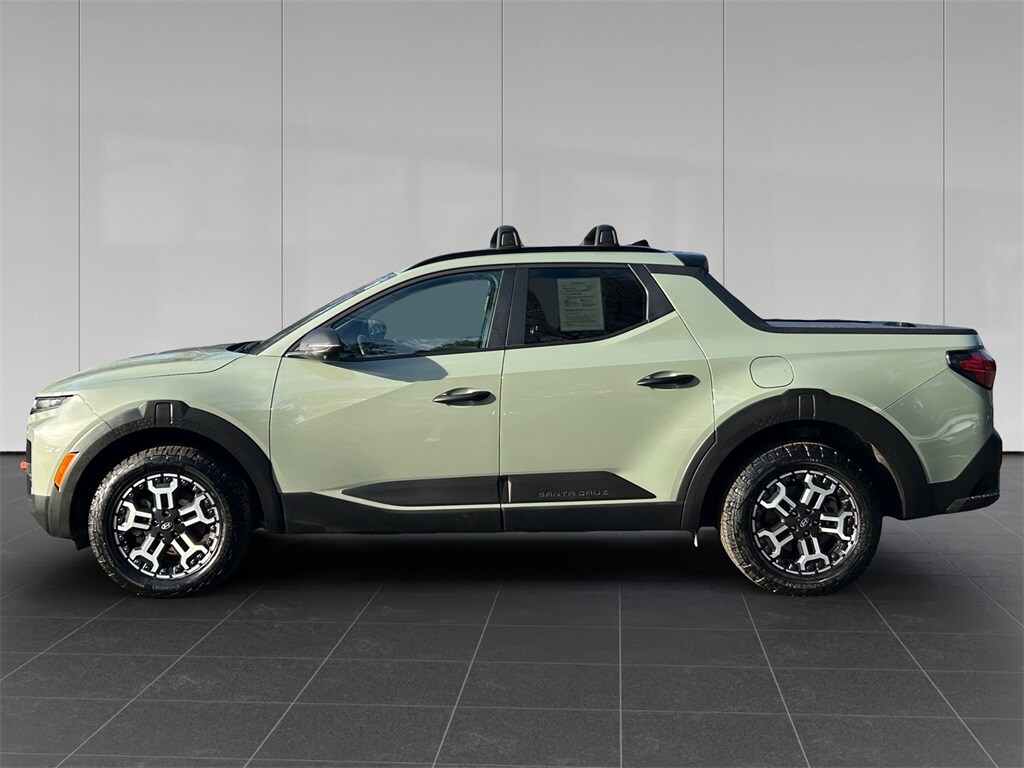 2025 Hyundai Santa Cruz XRT photo 2