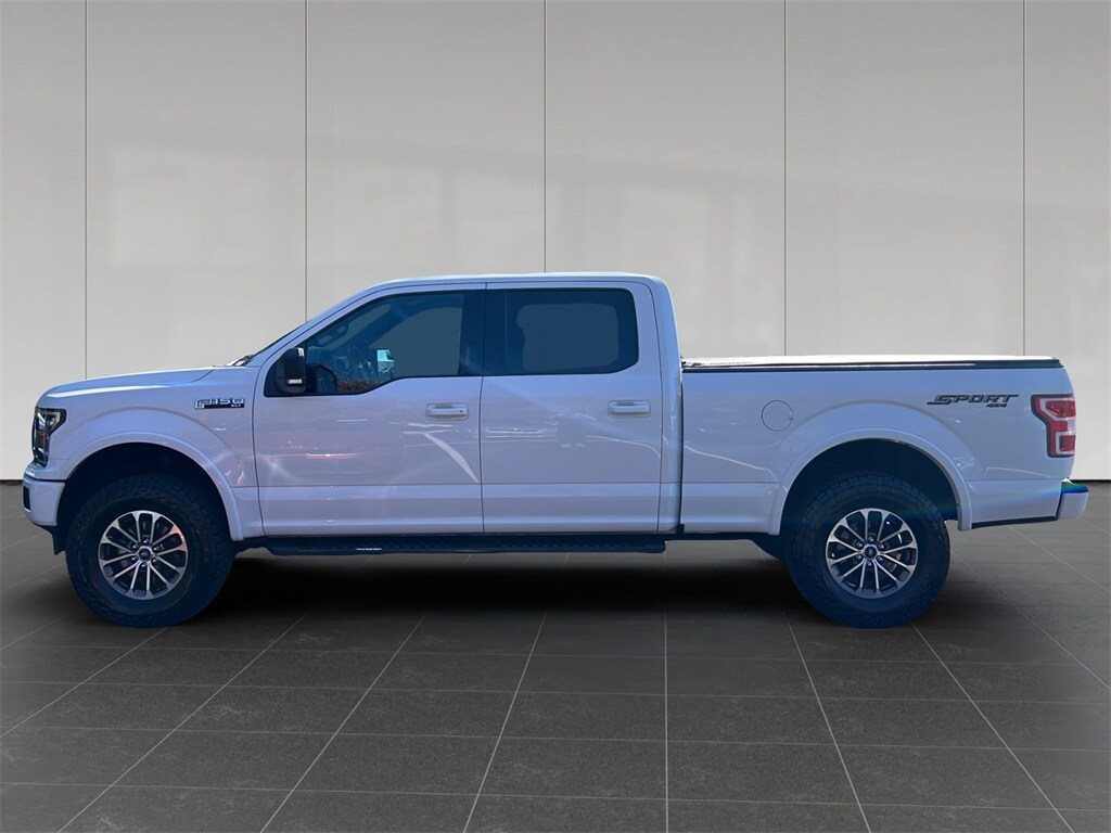 2019 Ford F-150 XLT photo 2