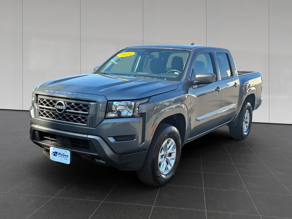 2024 Nissan Frontier SV Crew Cab 4X4 SWB's photo