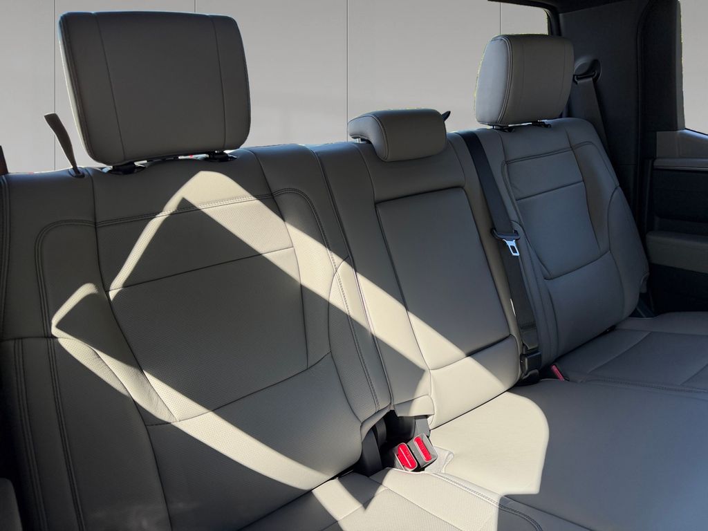 2026 Toyota Tundra Limited - Photo 18