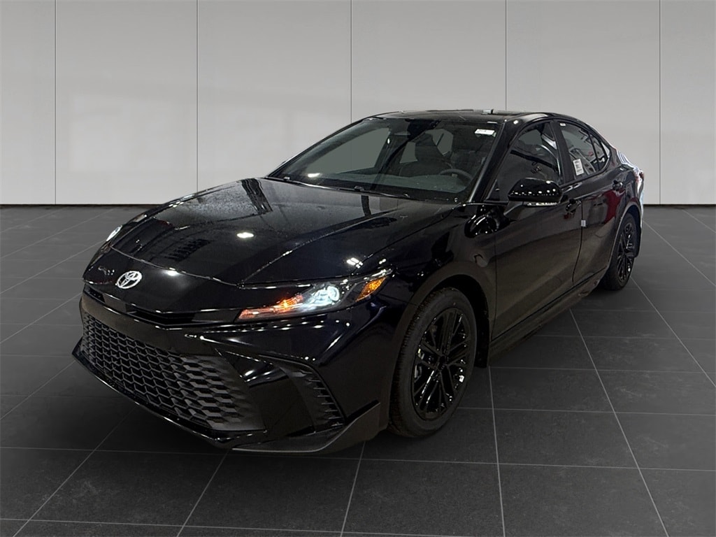 2026 Toyota Camry SE's photo