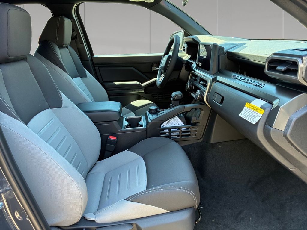 2026 Toyota Tacoma TRD Off Road - Photo 17