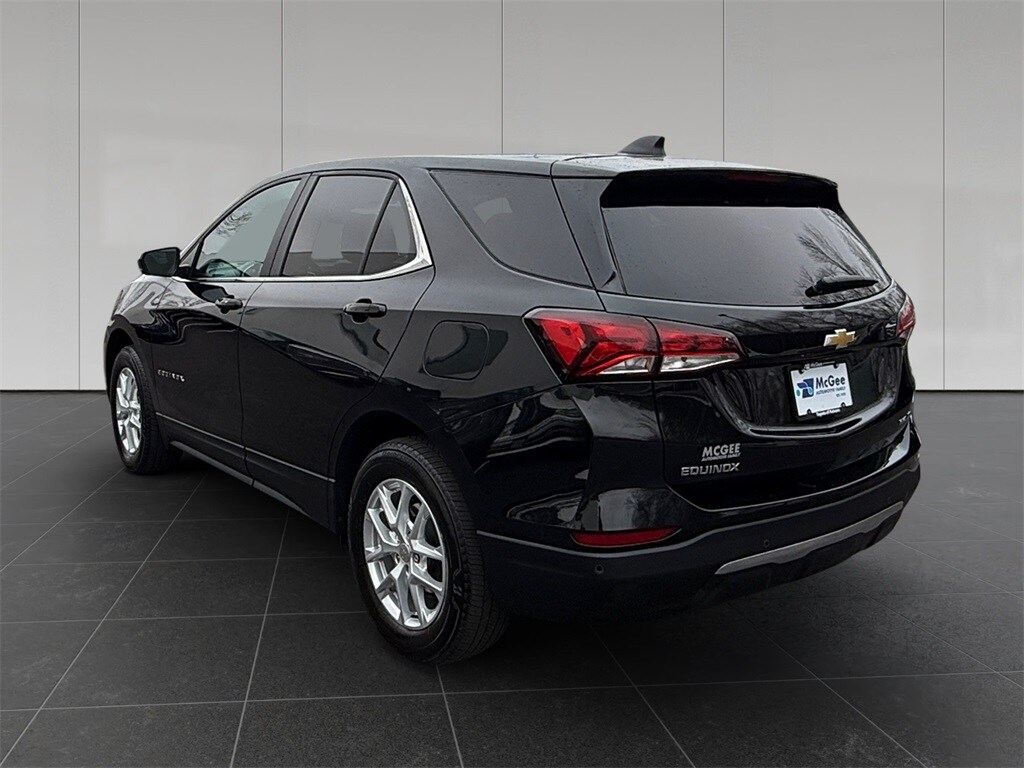 2024 Chevrolet Equinox photo 3