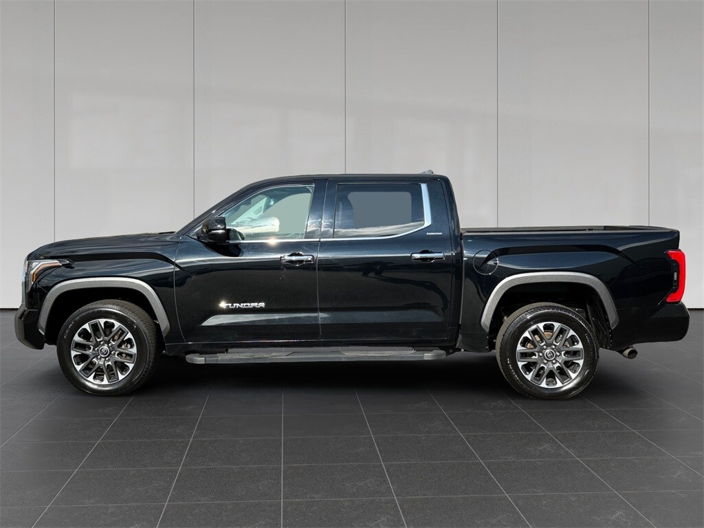 2023 Toyota Tundra Limited photo 2