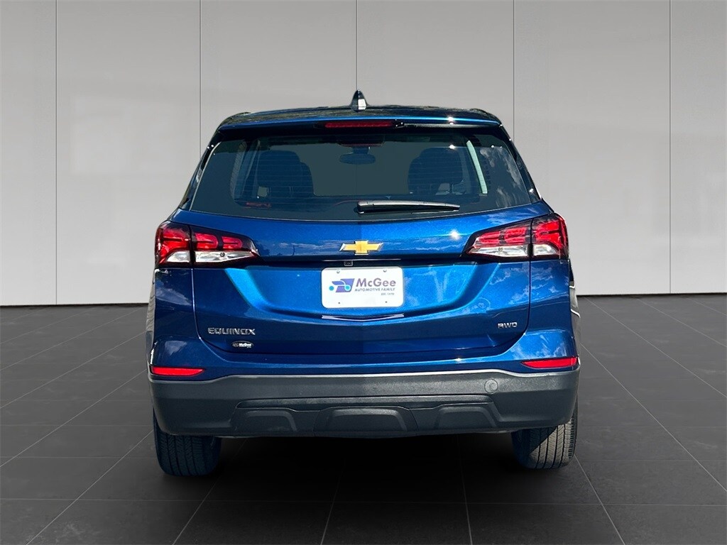 2022 Chevrolet Equinox LS photo 4