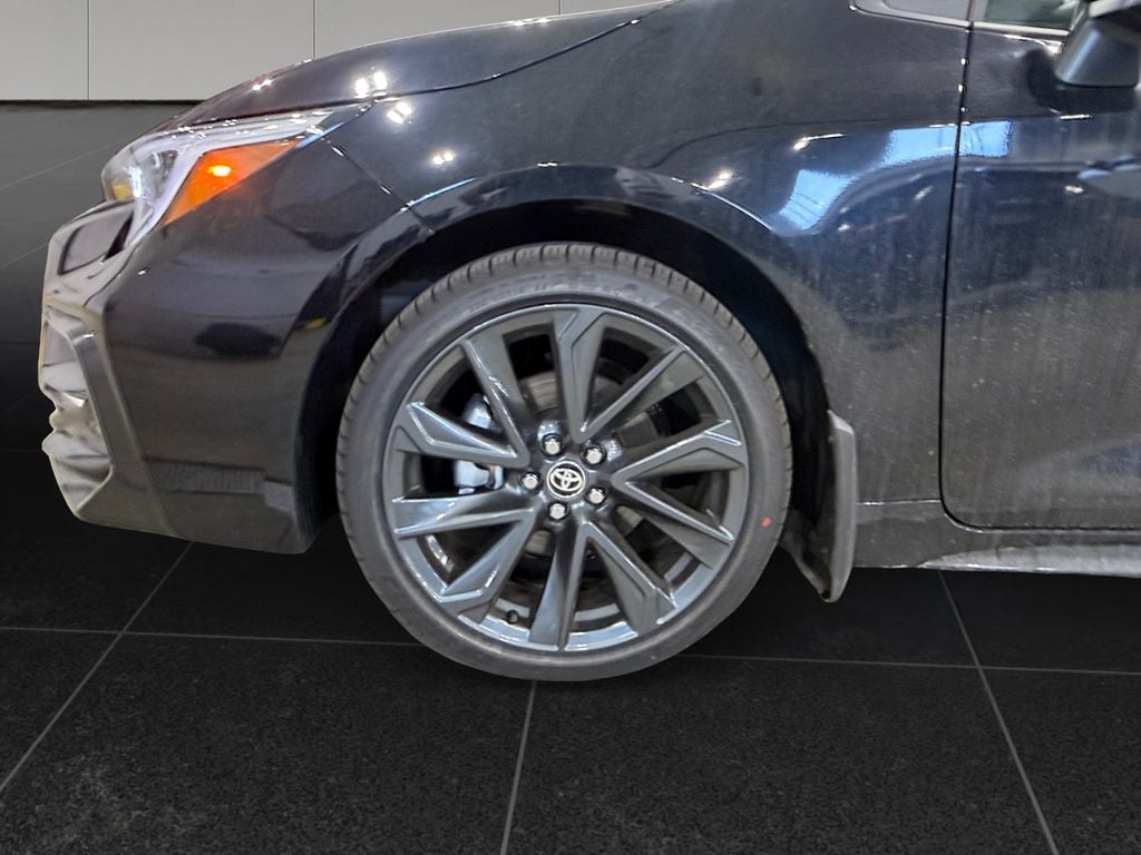 2026 Toyota Corolla SE - Photo 9