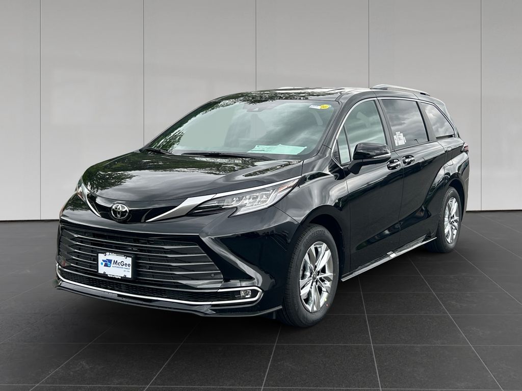 2026 Toyota Sienna Limited 7-Passenger Hybrid AWD's photo