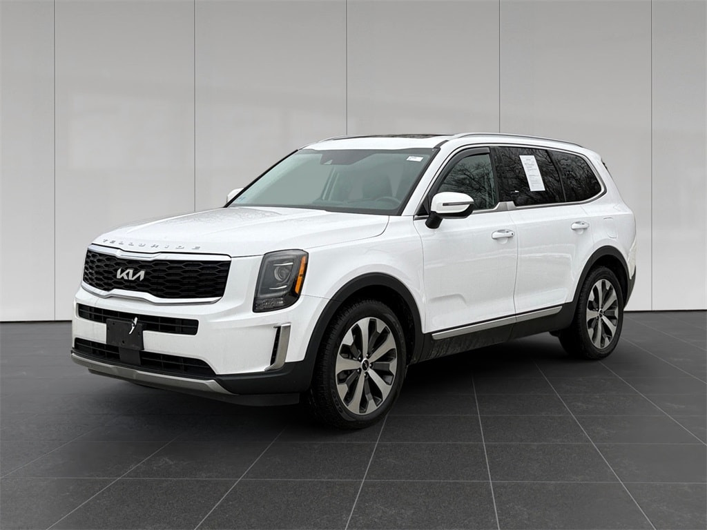 2022 Kia Telluride S's photo