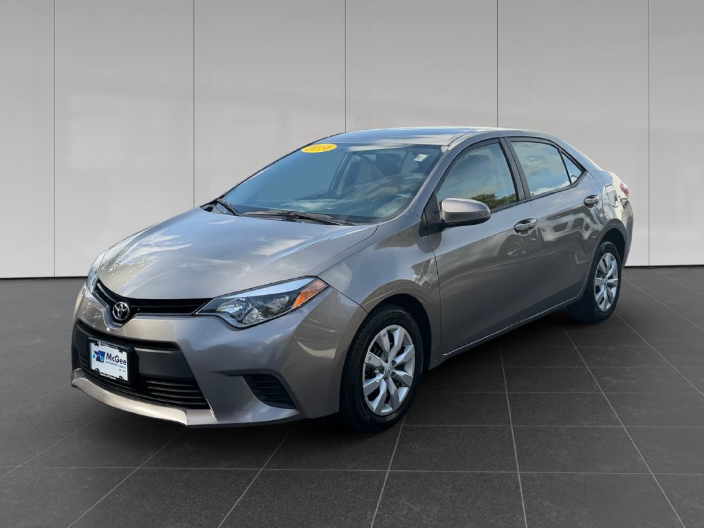 Used 2014 Toyota Corolla LE with VIN 2T1BURHE4EC017656 for sale in Putnam, CT
