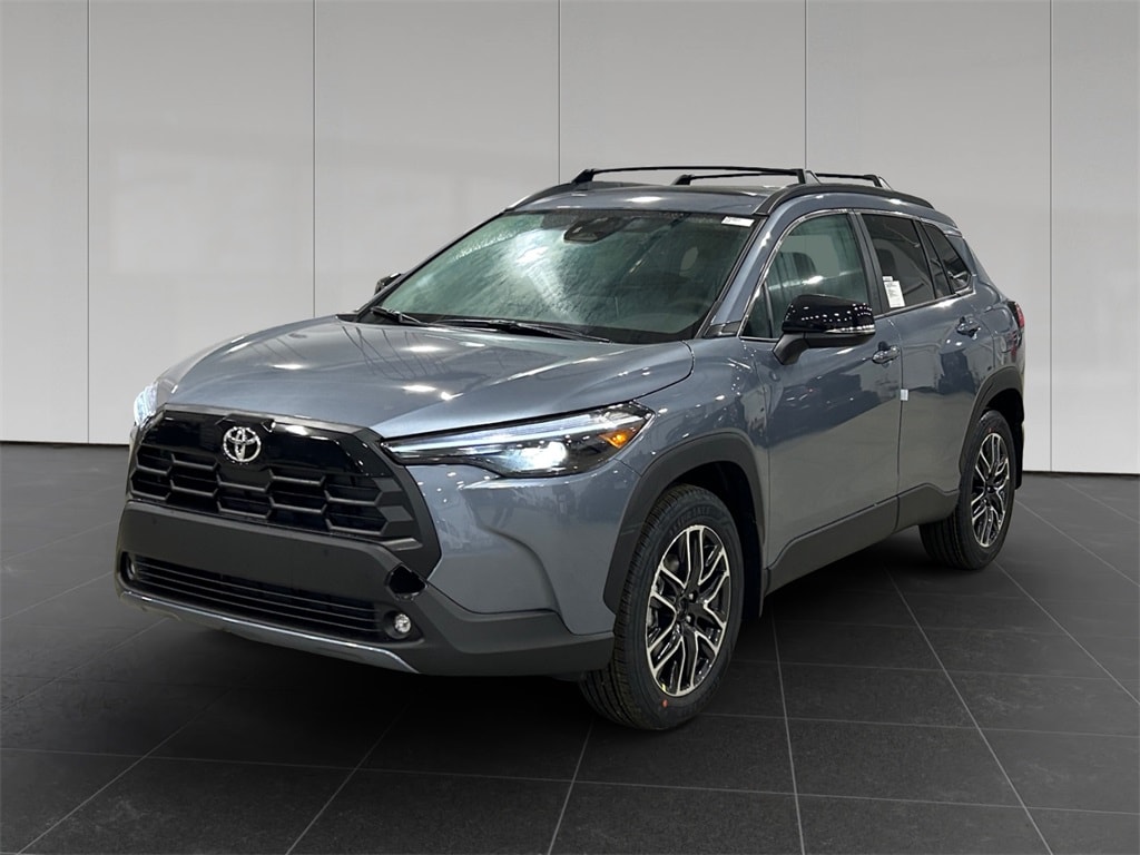 2026 Toyota Corolla Cross XLE's photo