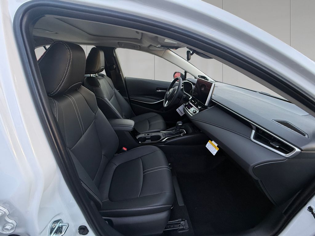 2026 Toyota Corolla XLE - Photo 17