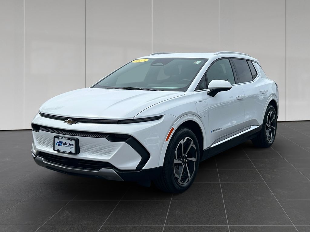 2025 Chevrolet Equinox EV 2LT FWD's photo