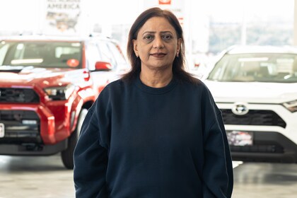 Staff member Sonia S from ID_2ced961f12d7