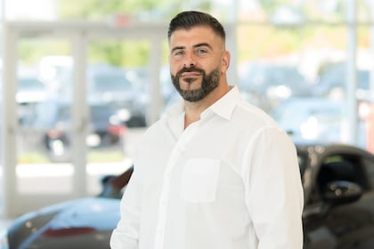 Staff member Tomi T from ID_2ced961f12d7