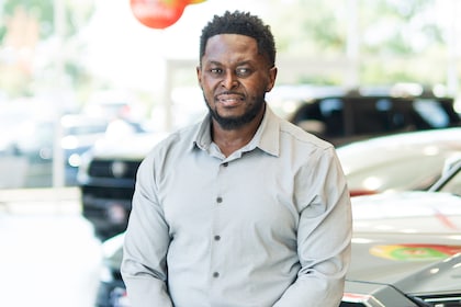 Staff member Willy W. from ID_2ced961f12d7