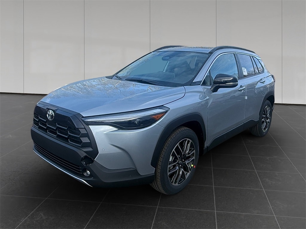 2026 Toyota Corolla Cross XLE's photo