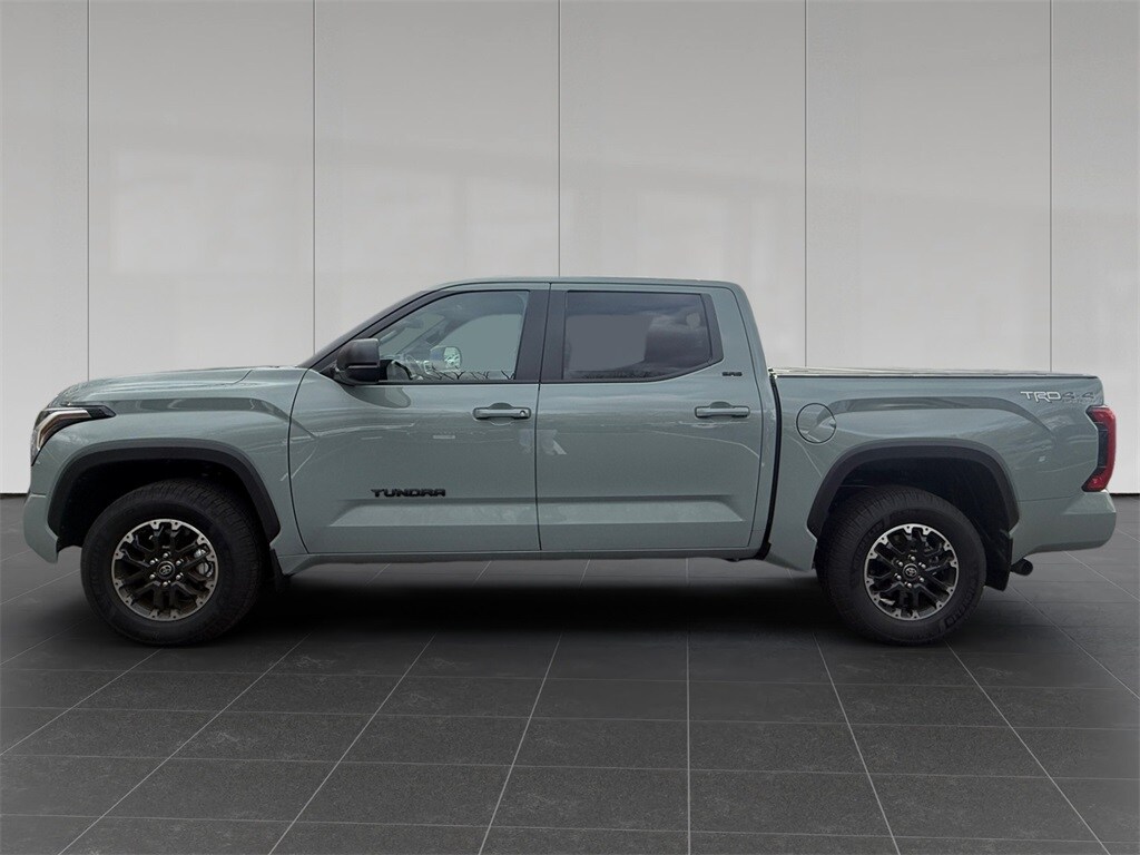 2025 Toyota Tundra SR5 photo 2