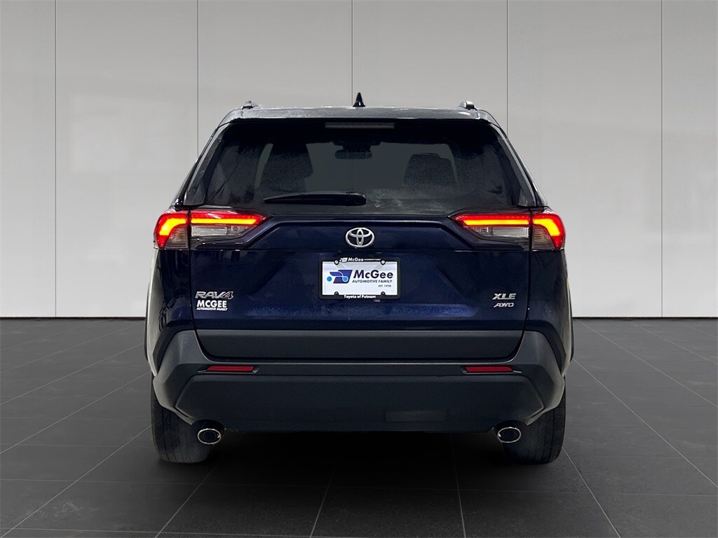 2024 Toyota RAV4 XLE photo 4