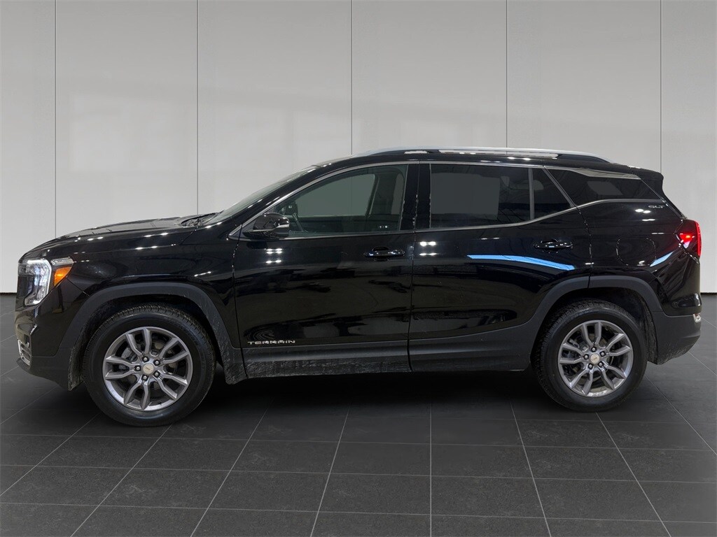 Used 2023 GMC Terrain SLT SUV