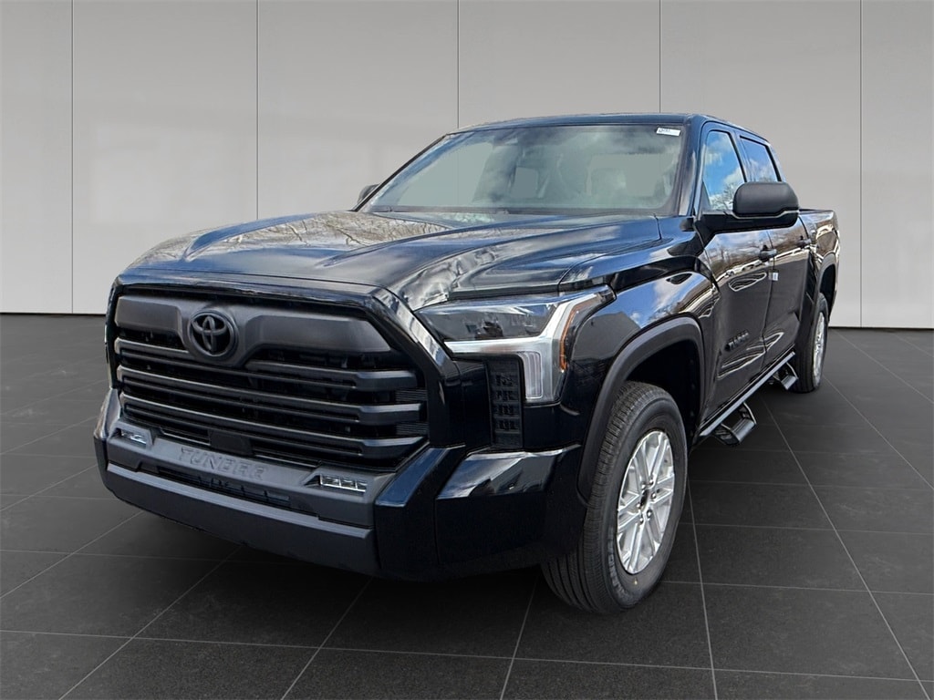 New 2026 Toyota Tundra SR5 SR5 CREWMAX 5.5