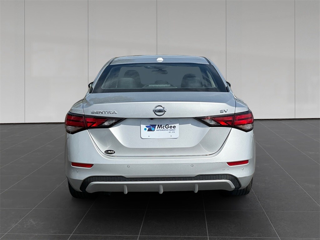 2023 Nissan Sentra SV photo 4