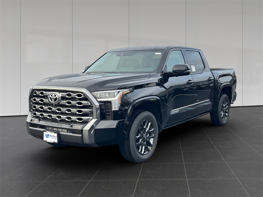 2026 Toyota Tundra Platinum's photo