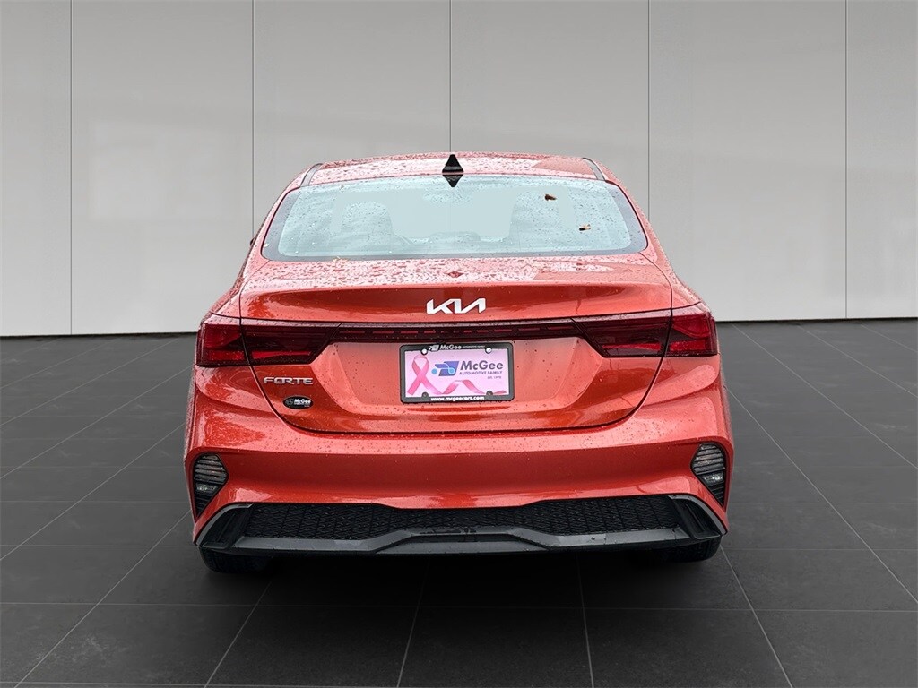 2023 Kia Forte LXS photo 4