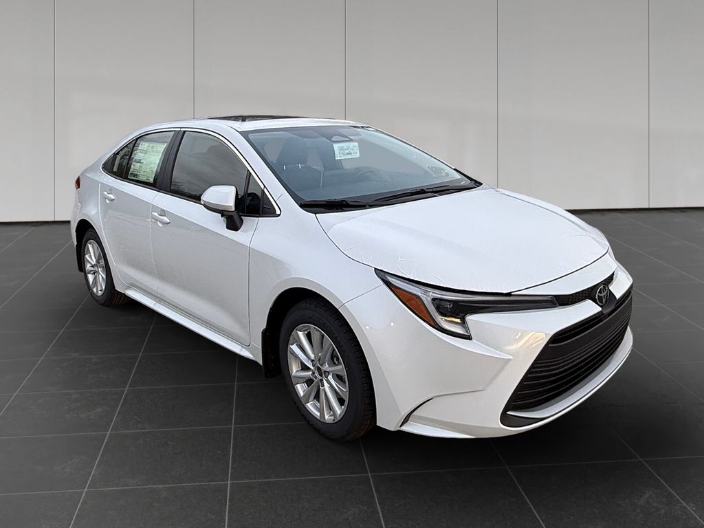 2026 Toyota Corolla XLE - Photo 7