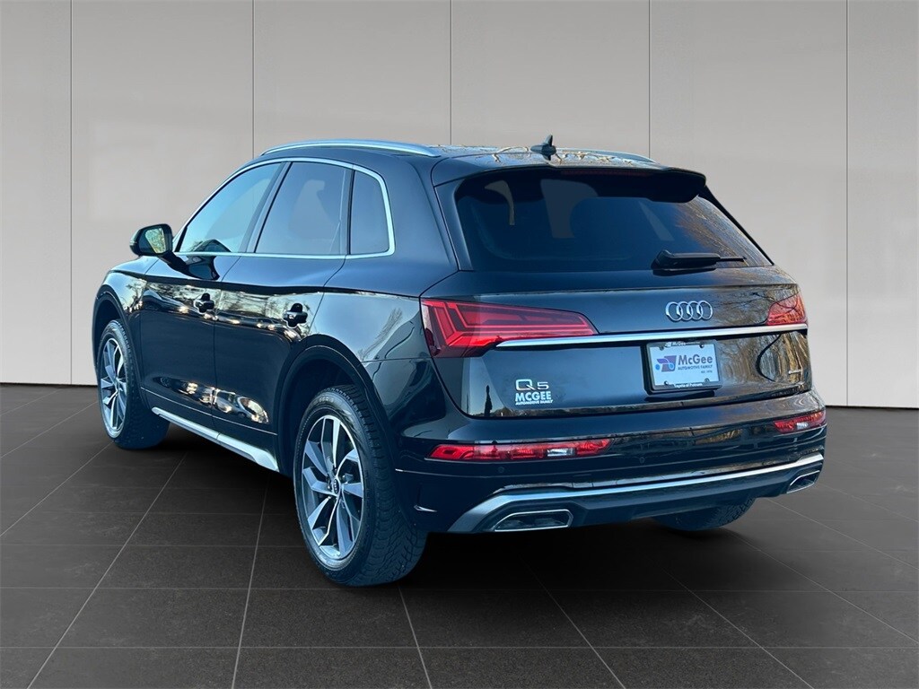 2022 Audi Q5 45 S line Premium photo 3