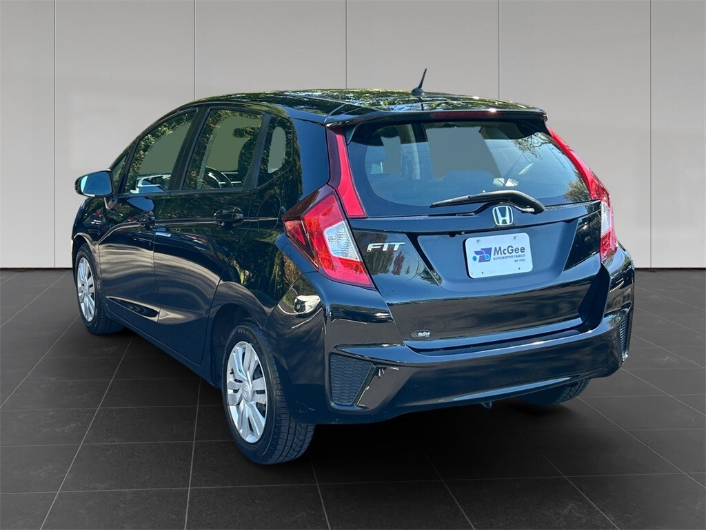 2017 Honda Fit LX photo 3