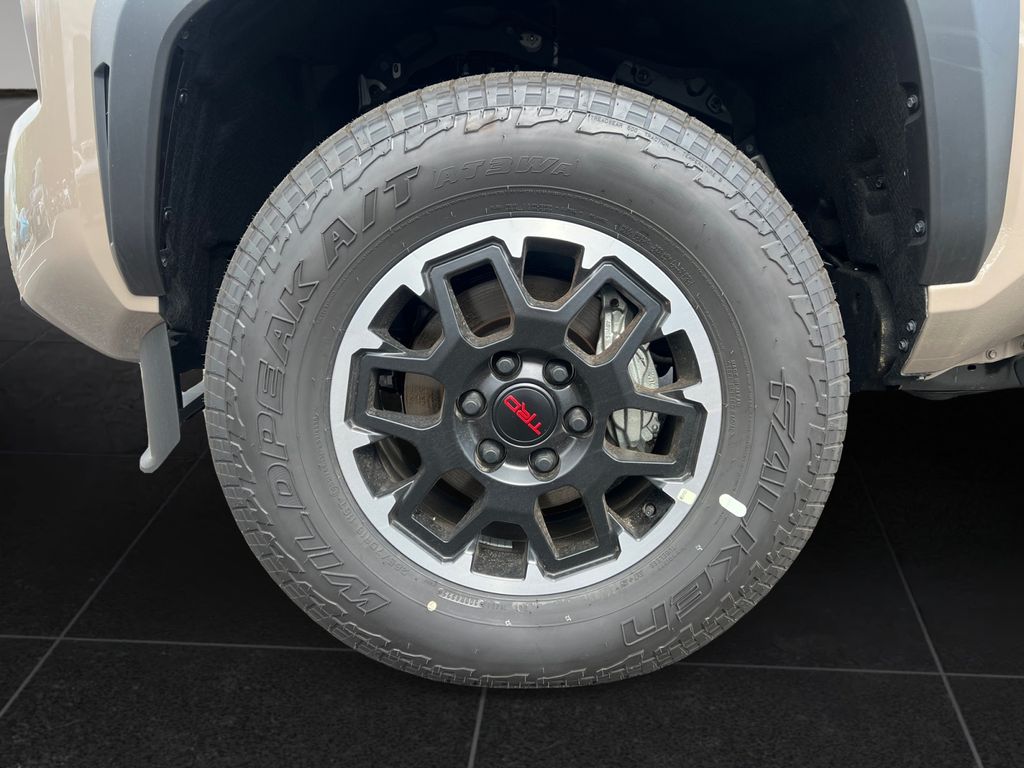 2026 Toyota Tacoma TRD Off Road - Photo 9