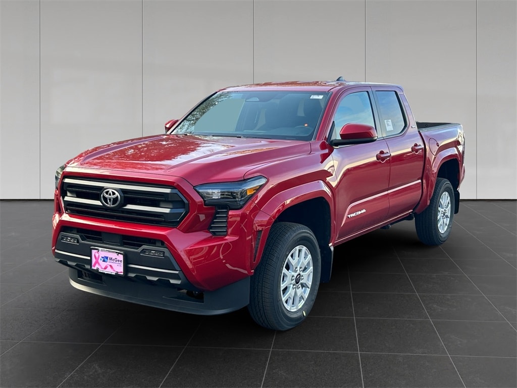 2025 Toyota Tacoma SR5's photo