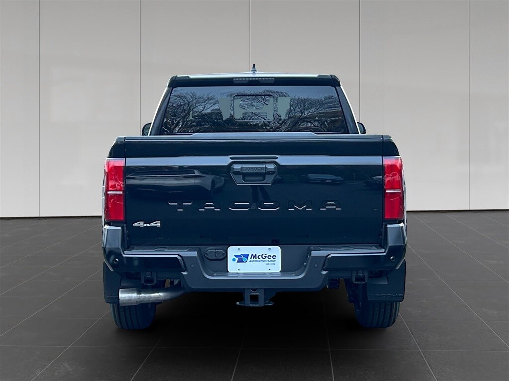 2025 Toyota Tacoma SR5 4x4 Double Cab photo 4