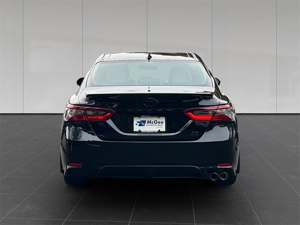 2023 Toyota Camry SE photo 4