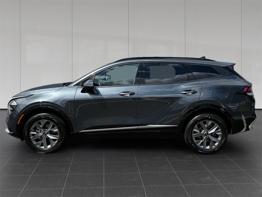 2023 Kia Sportage SX photo 2