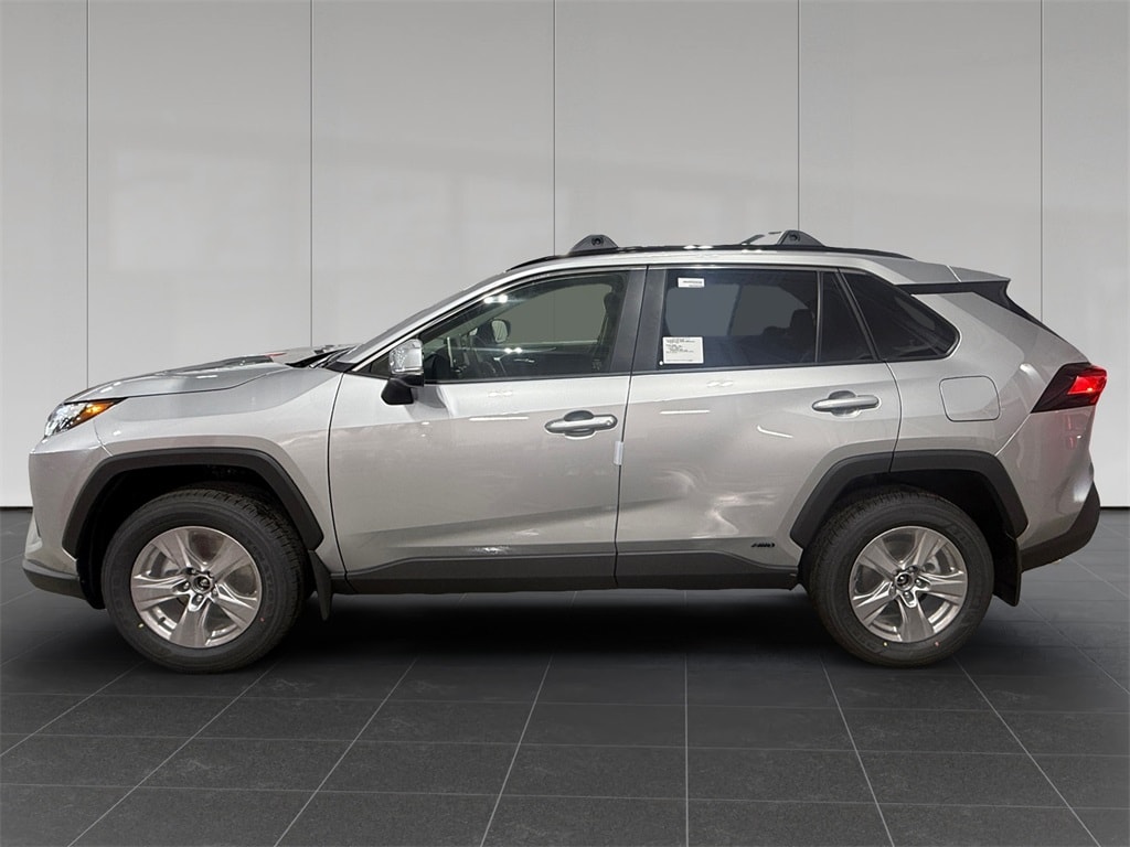 New 2025 Toyota RAV4 Hybrid XLE XLE AWD SUV