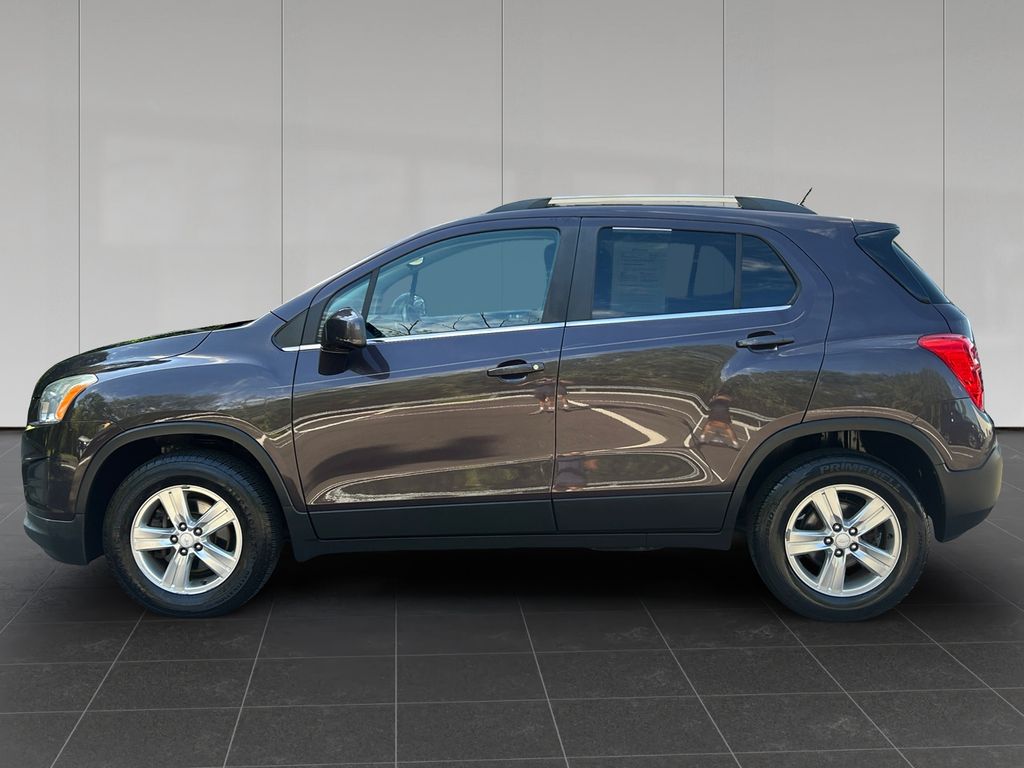 Used 2016 Chevrolet Trax LT with VIN 3GNCJPSB0GL158098 for sale in Putnam, CT