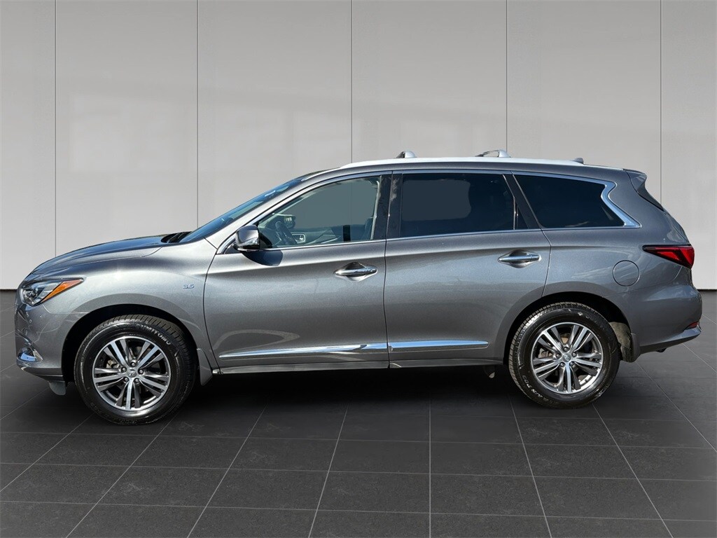 2020 Infiniti QX60 Luxe photo 2