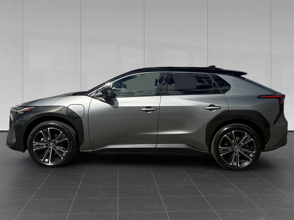 Used 2023 Toyota bZ4X Limited with VIN JTMABACA1PA046126 for sale in Putnam, CT